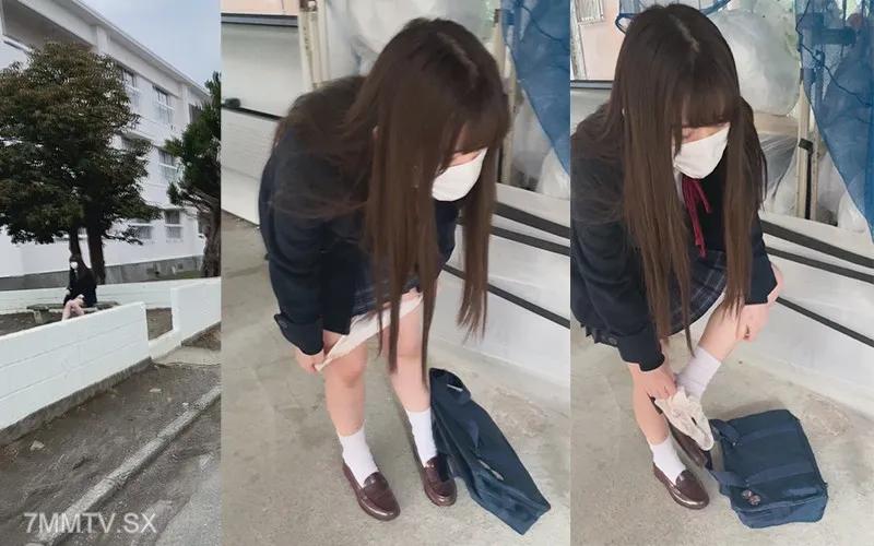 FC2-PPV 1859039 （個）巨乳3** 野外でパンツ脱がせてノーパン散歩→自宅ハメ撮り FC2-PPV-1859039