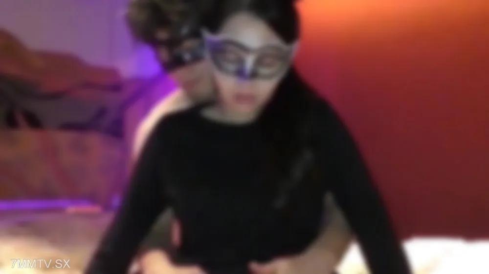 FC2-PPV 4020108 【個人撮影】こちらとの交換条件で旦那に連れて来られた美人若女将 そんな状況で旦那に絶対服従する妻は嫌だったのか？楽しんだのか？ FC2-PPV-4020108