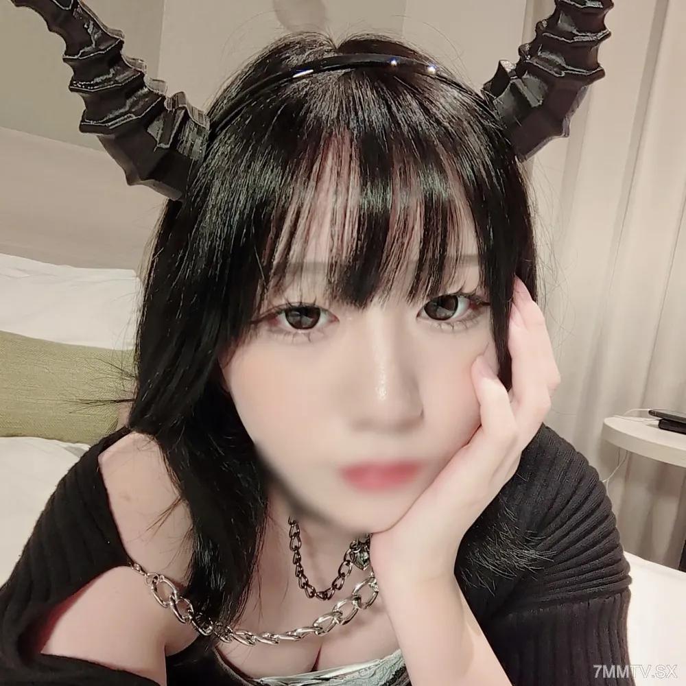 FC2-PPV 4038576 【無修正】性欲悪魔・光臨。おしゃれな美白ボディ**を刺しまくり！ハロウィンイベントに参加パリピ女性を激しく濃厚に絡み合ってハメまくり快楽堕ちさせ！ FC2-PPV-4038576